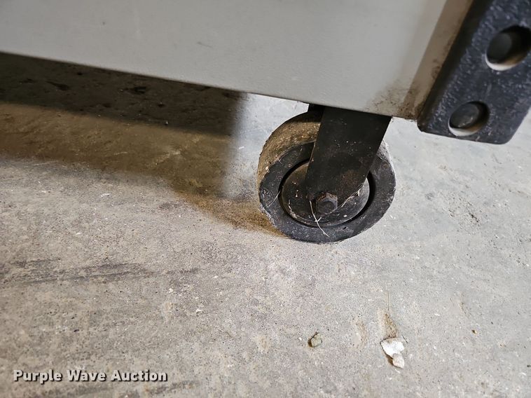 image for item DQ0328 Cornwell  toolbox