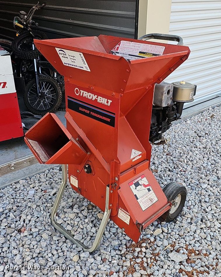 image for item DQ0329 Troy-Bilt 15016  wood chipper
