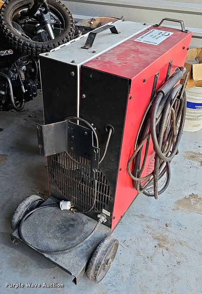 image for item DQ0330 Snap-on MM250SL  welder