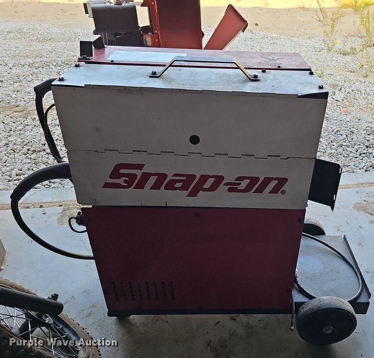 image for item DQ0330 Snap-on MM250SL  welder