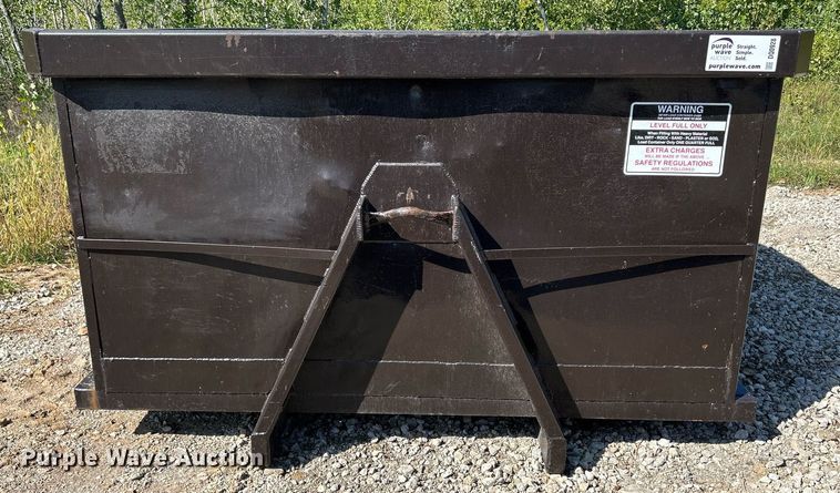 image for item DQ0928 Roll-off dumpster