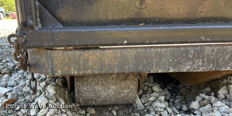 image for item DQ0928 Roll-off dumpster