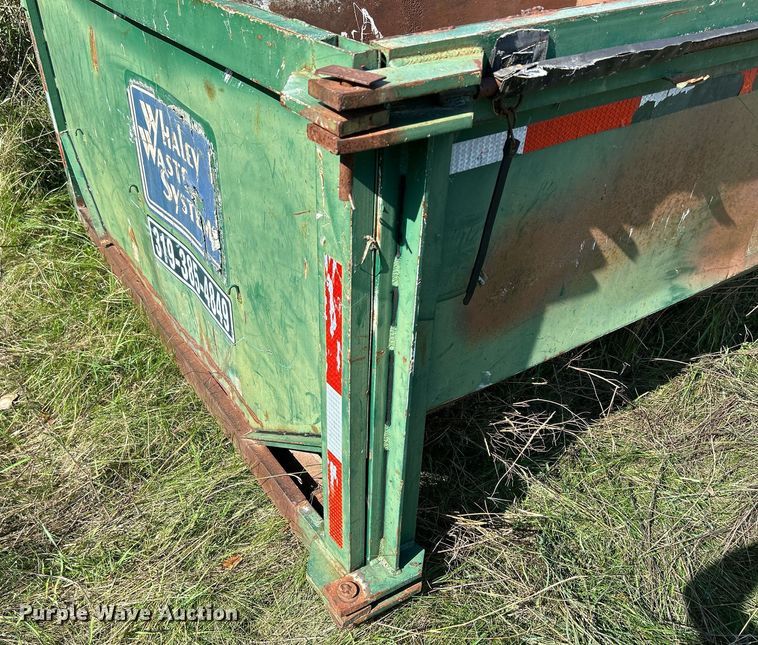 image for item DQ0930 Roll-off dumpster