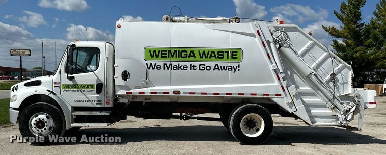 image for item DQ0931 2003 Freightliner Business Class M2  refuse truck