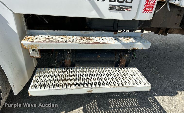 image for item DQ0931 2003 Freightliner Business Class M2  refuse truck