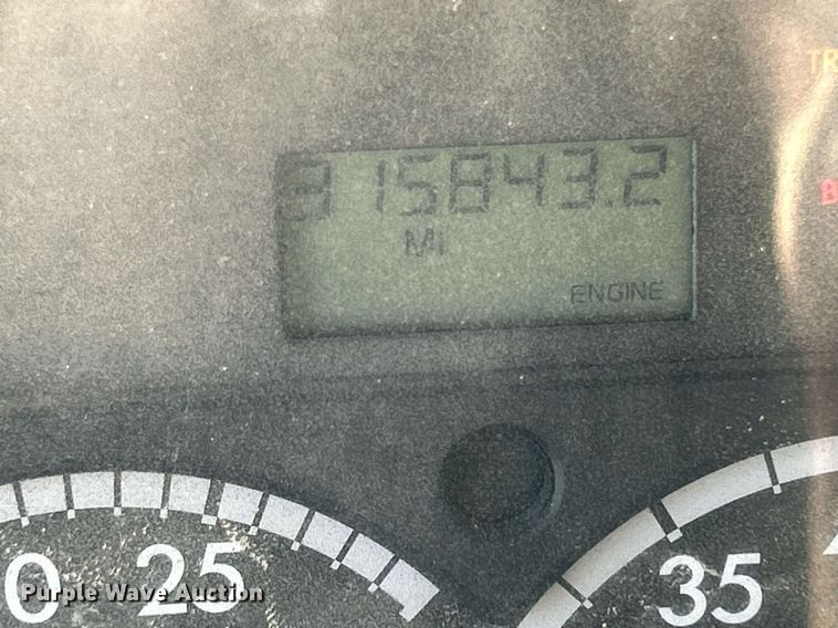 image for item DQ0931 2003 Freightliner Business Class M2  refuse truck