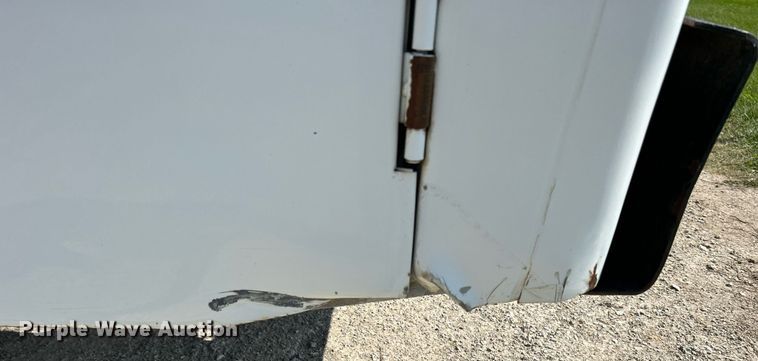 image for item DQ0932 2001 Mack LE613  refuse truck