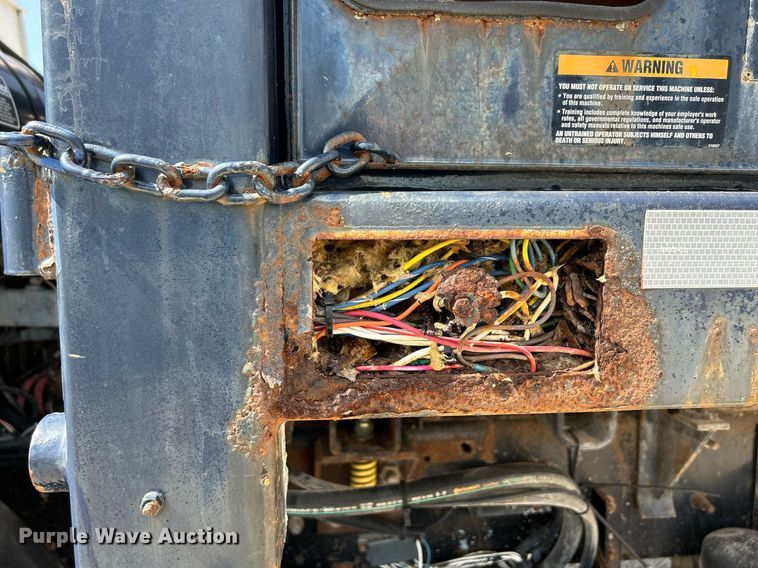 image for item DQ0932 2001 Mack LE613  refuse truck