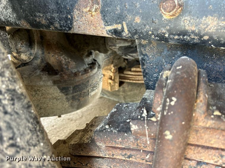 image for item DQ0932 2001 Mack LE613  refuse truck