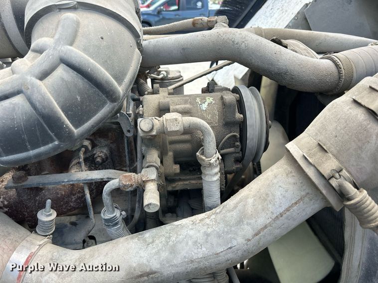 image for item DQ0932 2001 Mack LE613  refuse truck