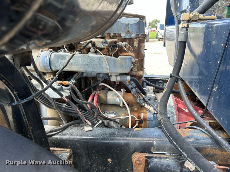 image for item DQ0932 2001 Mack LE613  refuse truck