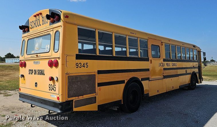 image for item DQ1093 1993 Thomas Built Saf-T-Liner  school bus