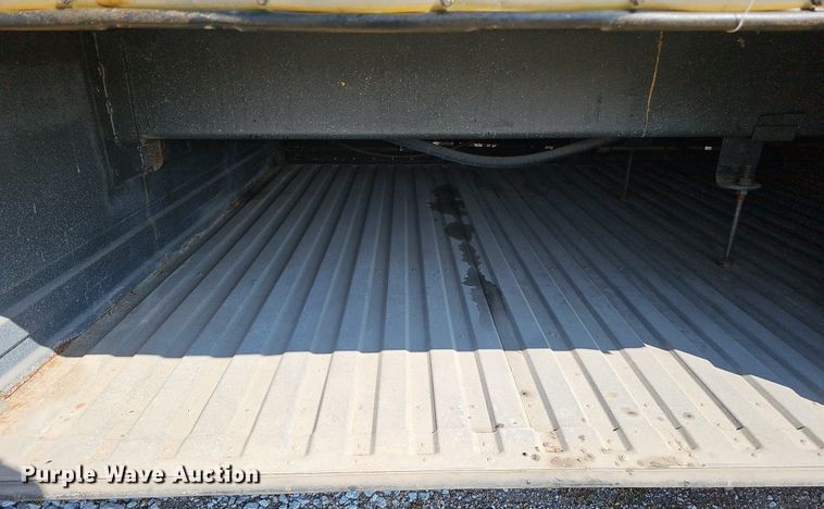 image for item DQ1093 1993 Thomas Built Saf-T-Liner  school bus