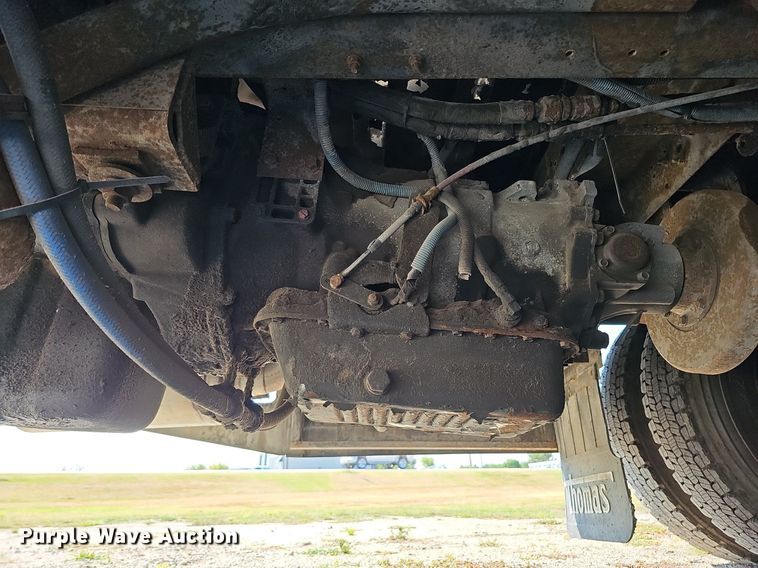 image for item DQ1093 1993 Thomas Built Saf-T-Liner  school bus