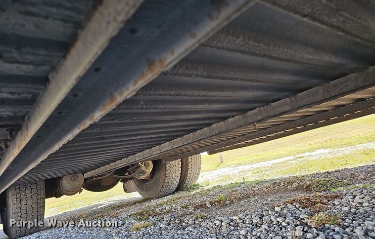 image for item DQ1093 1993 Thomas Built Saf-T-Liner  school bus