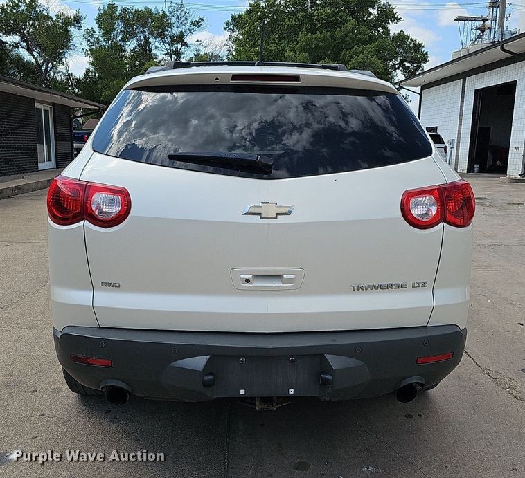 image for item DQ1095 2012 Chevrolet Traverse LTZ  SUV