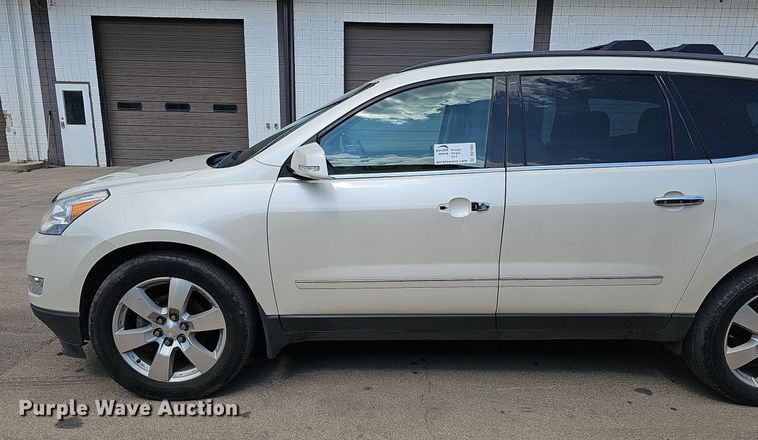 image for item DQ1095 2012 Chevrolet Traverse LTZ  SUV