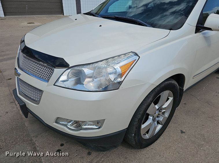 image for item DQ1095 2012 Chevrolet Traverse LTZ  SUV
