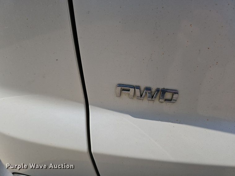 image for item DQ1095 2012 Chevrolet Traverse LTZ  SUV