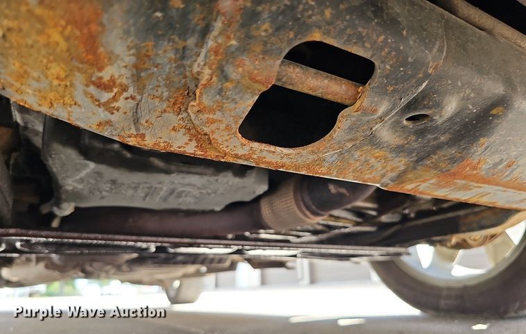 image for item DQ1095 2012 Chevrolet Traverse LTZ  SUV