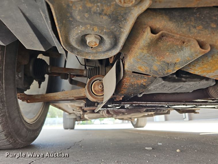 image for item DQ1095 2012 Chevrolet Traverse LTZ  SUV