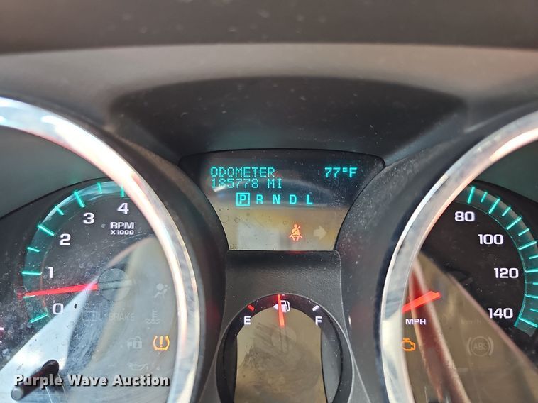 image for item DQ1095 2012 Chevrolet Traverse LTZ  SUV