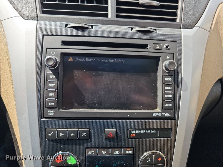 image for item DQ1095 2012 Chevrolet Traverse LTZ  SUV