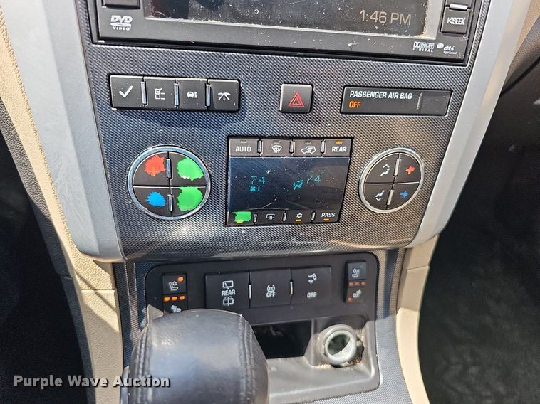 image for item DQ1095 2012 Chevrolet Traverse LTZ  SUV