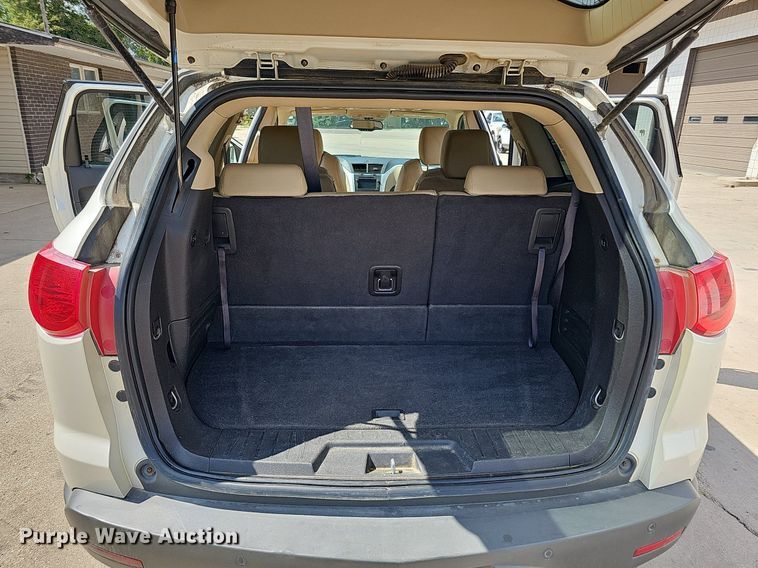 image for item DQ1095 2012 Chevrolet Traverse LTZ  SUV