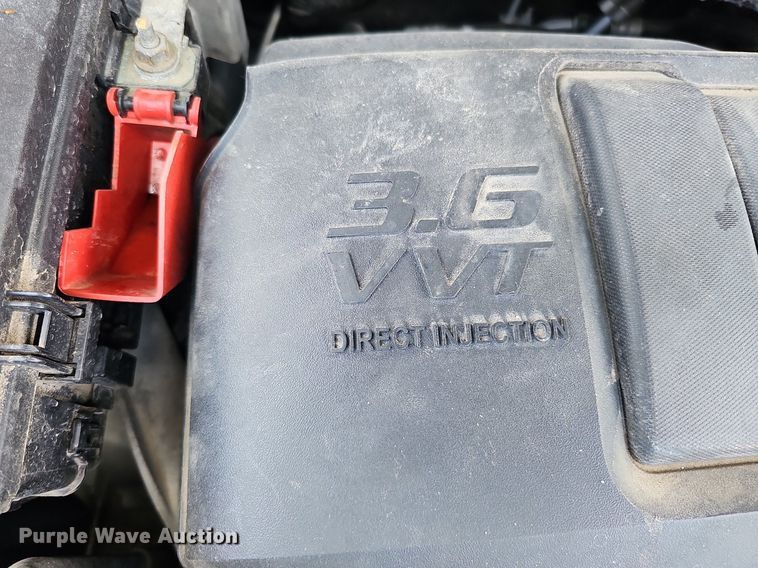 image for item DQ1095 2012 Chevrolet Traverse LTZ  SUV