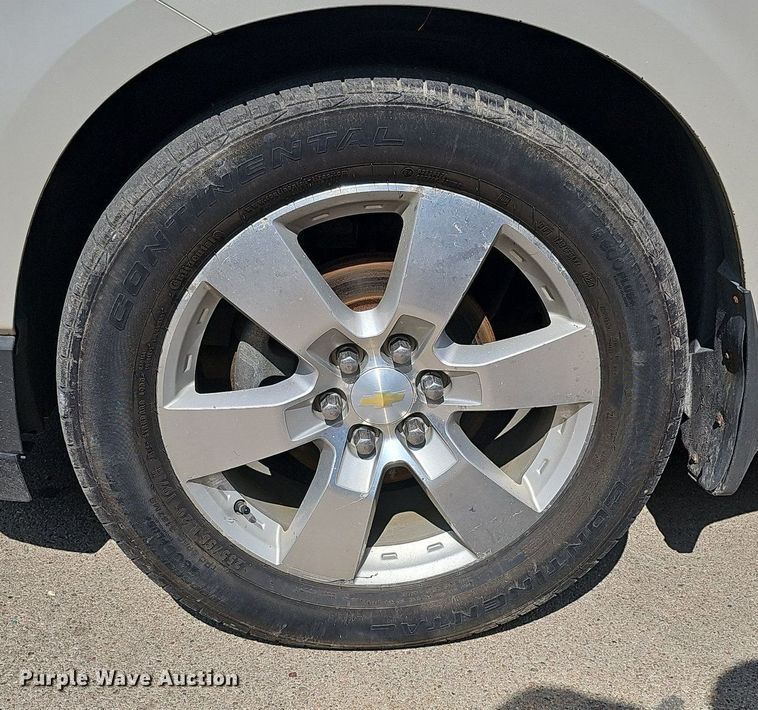 image for item DQ1095 2012 Chevrolet Traverse LTZ  SUV