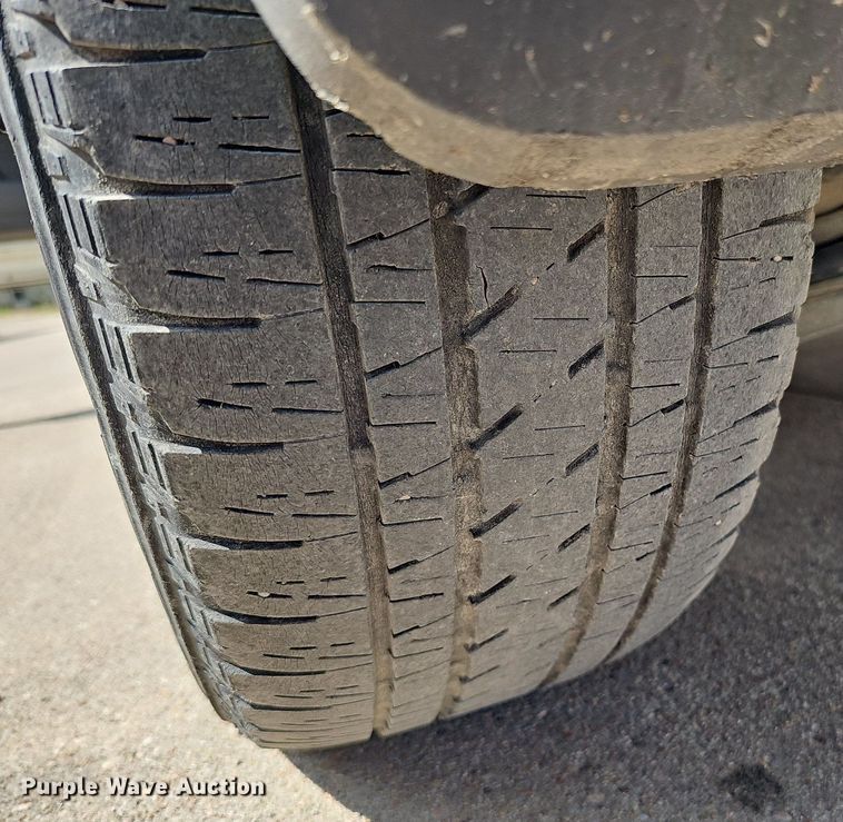 image for item DQ1095 2012 Chevrolet Traverse LTZ  SUV