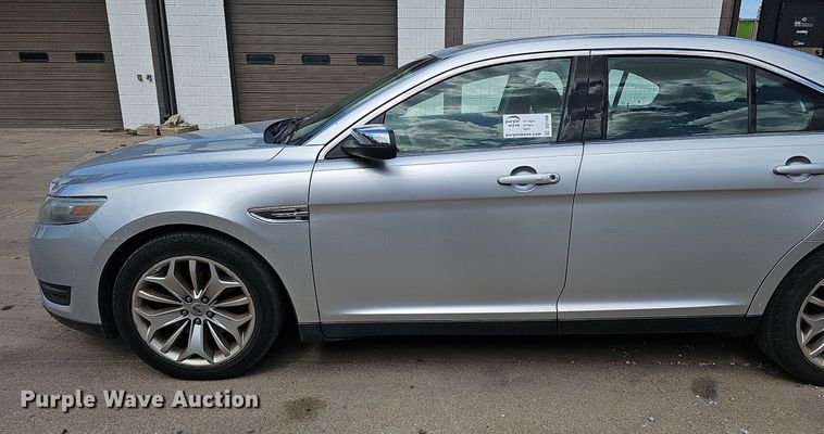 image for item DQ1096 2014  Ford Taurus Limited