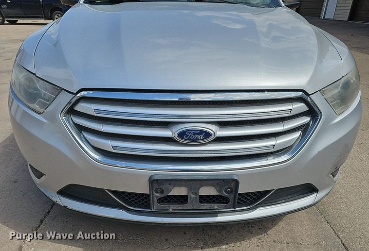image for item DQ1096 2014  Ford Taurus Limited
