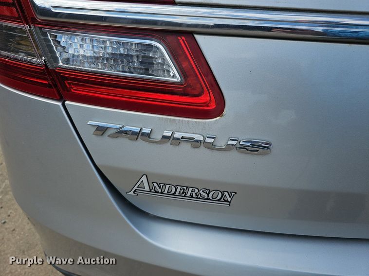 image for item DQ1096 2014  Ford Taurus Limited