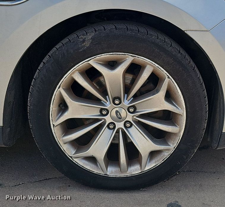 image for item DQ1096 2014  Ford Taurus Limited