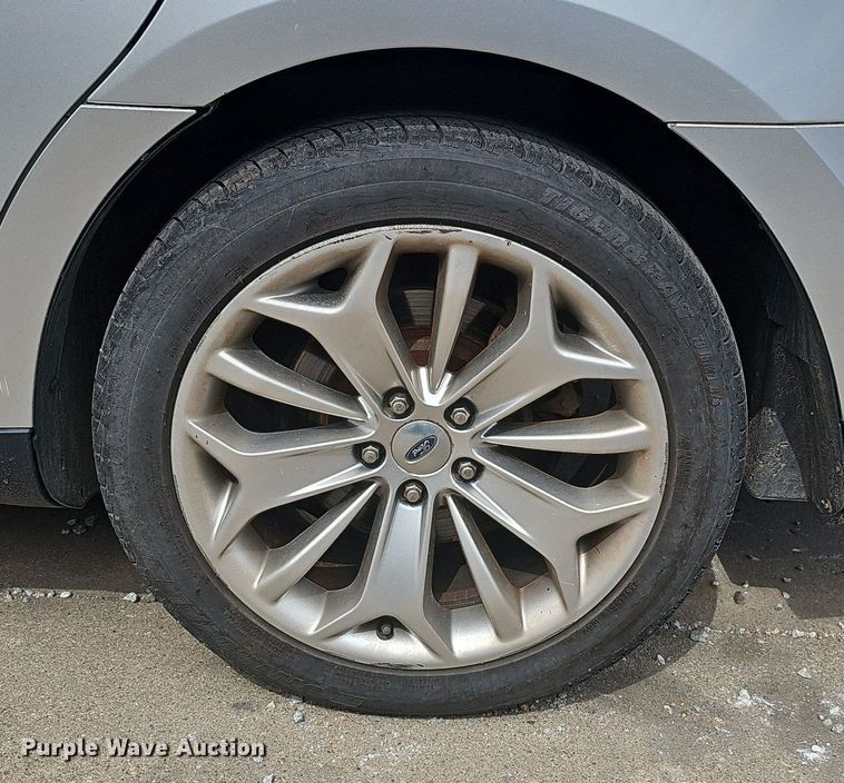 image for item DQ1096 2014  Ford Taurus Limited