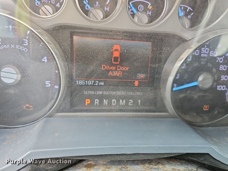 image for item DQ1098 2016 Ford F250 Super Duty XLT  Crew Cab pickup truck