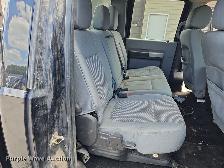 image for item DQ1098 2016 Ford F250 Super Duty XLT  Crew Cab pickup truck