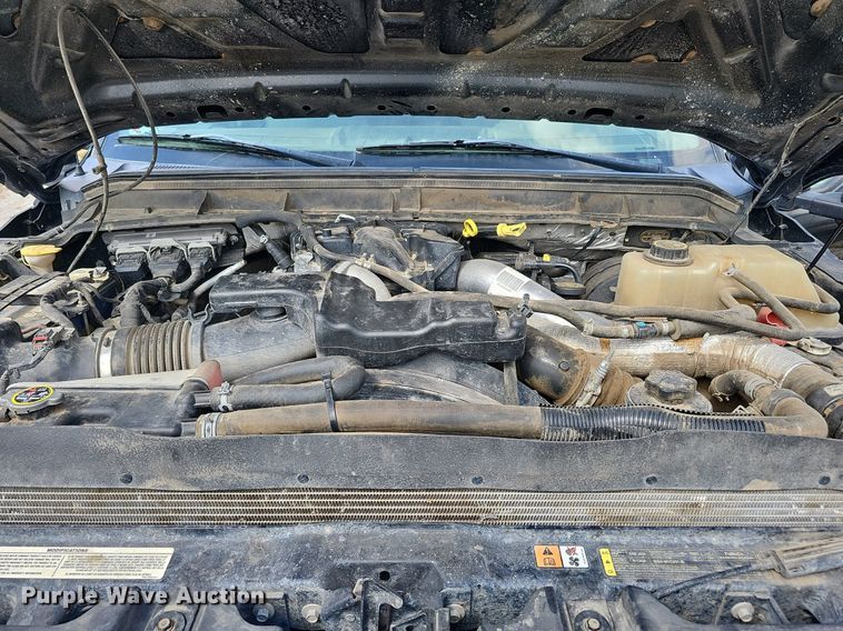 image for item DQ1098 2016 Ford F250 Super Duty XLT  Crew Cab pickup truck