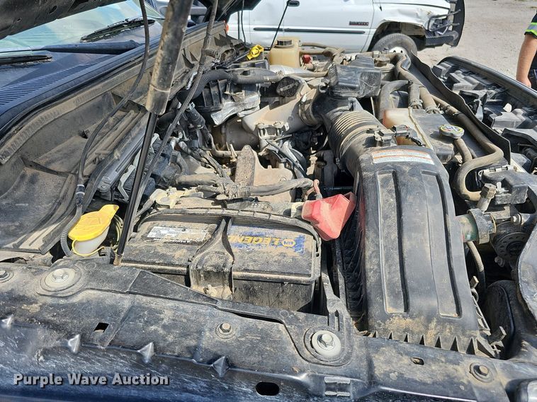 image for item DQ1098 2016 Ford F250 Super Duty XLT  Crew Cab pickup truck