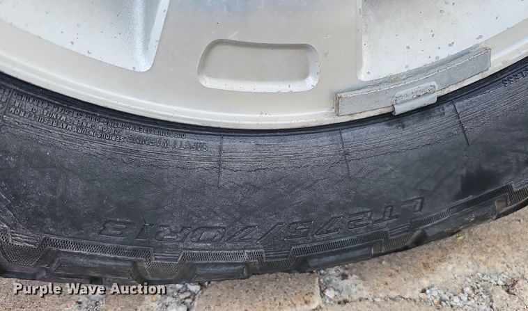 image for item DQ1098 2016 Ford F250 Super Duty XLT  Crew Cab pickup truck