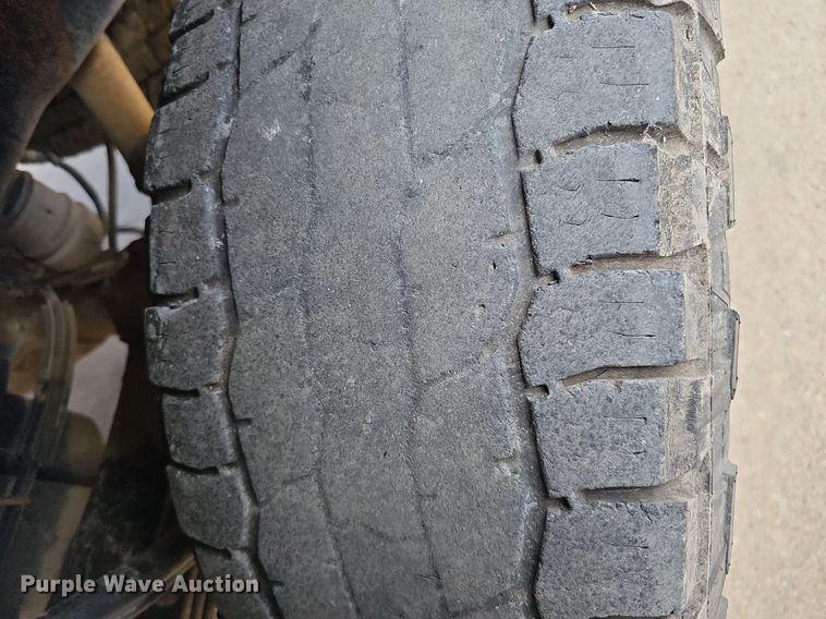 image for item DQ1098 2016 Ford F250 Super Duty XLT  Crew Cab pickup truck