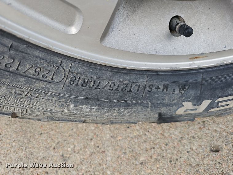 image for item DQ1098 2016 Ford F250 Super Duty XLT  Crew Cab pickup truck