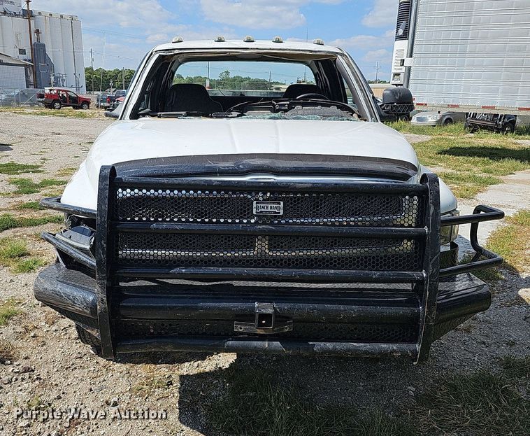 image for item DQ1099 2001 Dodge Ram 3500  Quad Cab pickup truck