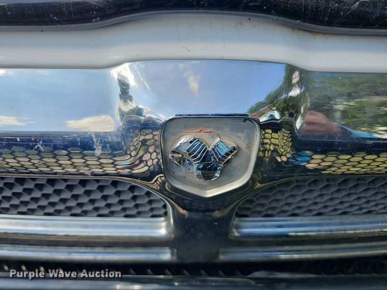 image for item DQ1099 2001 Dodge Ram 3500  Quad Cab pickup truck