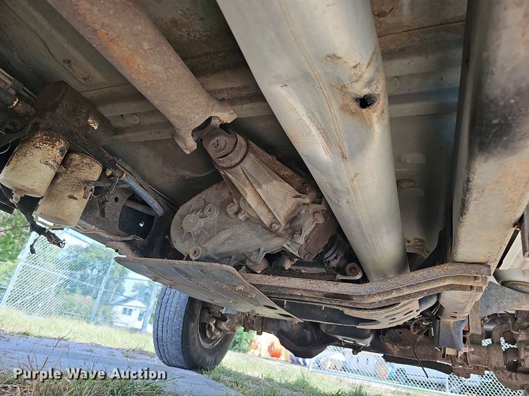 image for item DQ1099 2001 Dodge Ram 3500  Quad Cab pickup truck