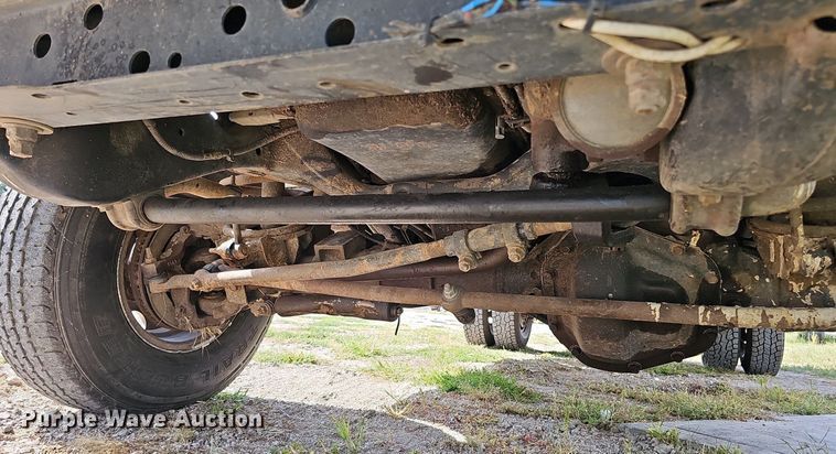 image for item DQ1099 2001 Dodge Ram 3500  Quad Cab pickup truck