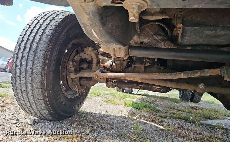 image for item DQ1099 2001 Dodge Ram 3500  Quad Cab pickup truck