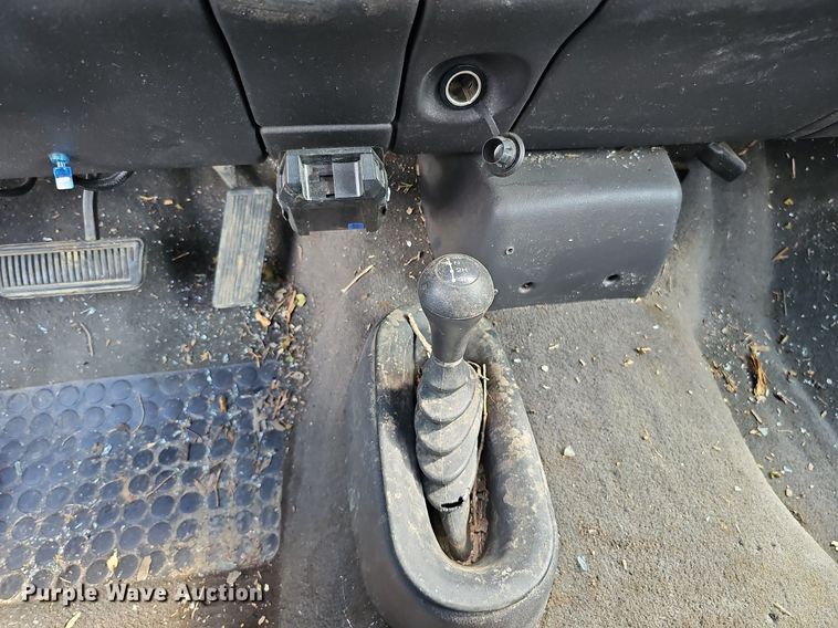 image for item DQ1099 2001 Dodge Ram 3500  Quad Cab pickup truck